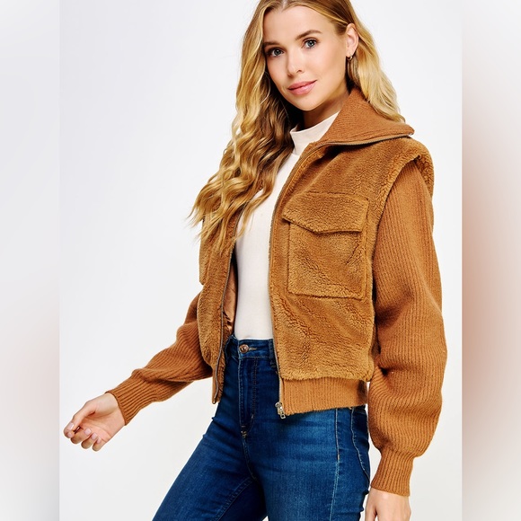 Knit Collared Jacket - Picture 2 of 3